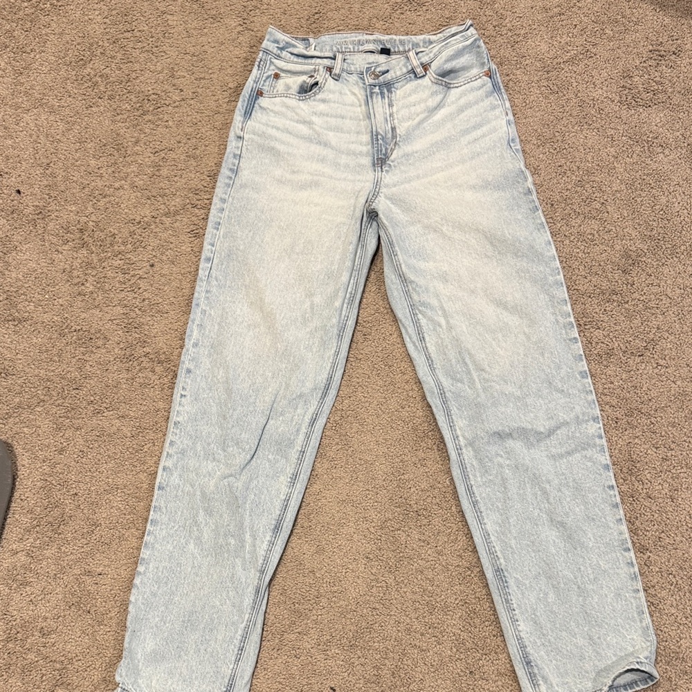 American Eagle Outfitters Light Wash Straight Leg Jeans